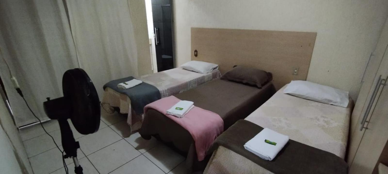 Casas De Temporadas - Hotel Recanto Do Sossego Уберландия Номер фото