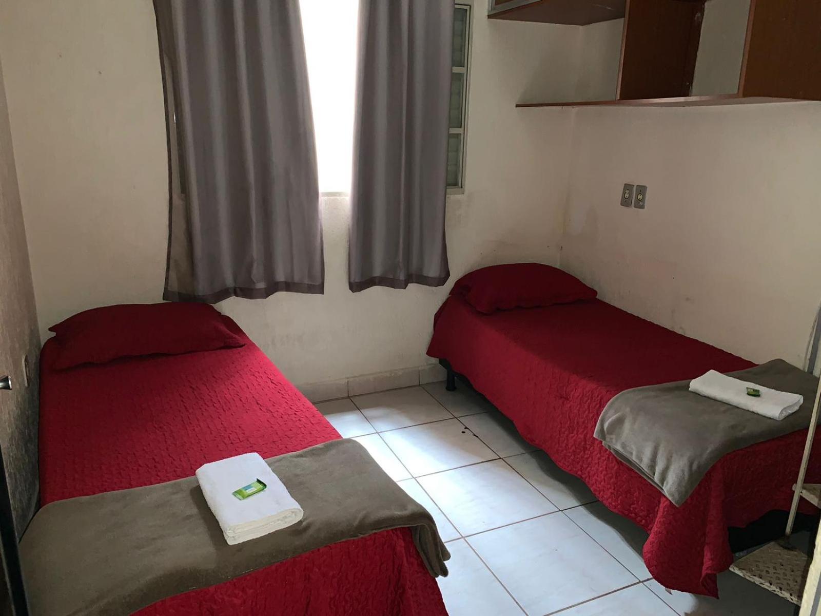 Casas De Temporadas - Hotel Recanto Do Sossego Уберландия Номер фото